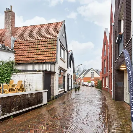 Holiday home Goudkust 1 Gwendolynn Bergen